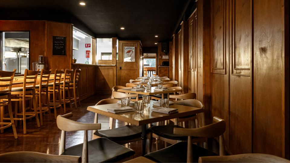 top-table-styles-for-modern-hospitality-venues